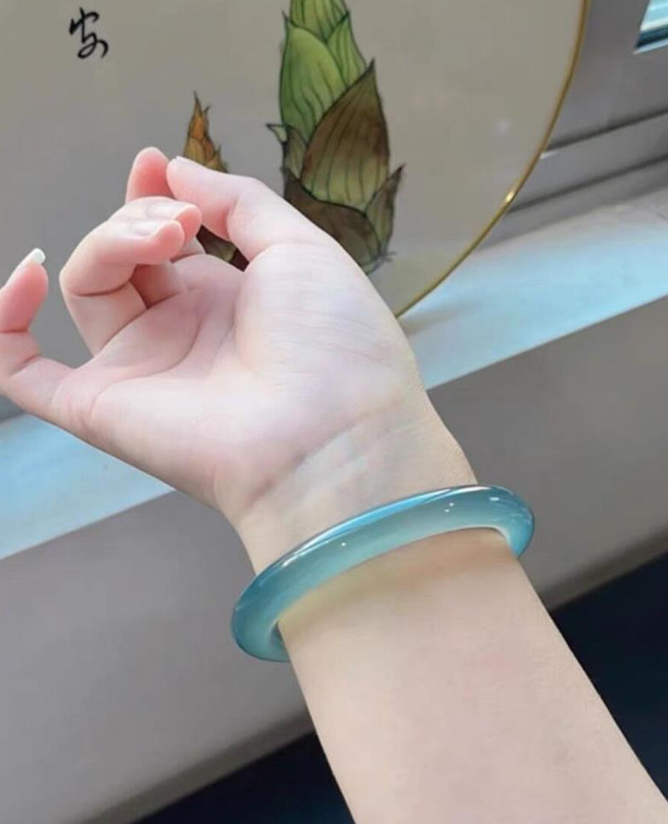 π Curry Blue Agate Chalcedony Bracelet | High Ice Gemstone Bead Healing Jewelry | Natural Stone Energy Bracelet | Spiritual Gift & Ornament | Canadian Crystal Lover's Choice