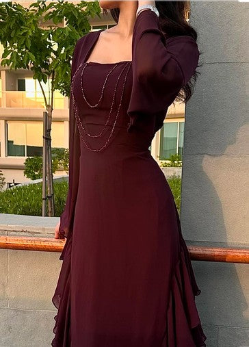 Sophisticated and Glamorous – Perfect for Any Occasion!