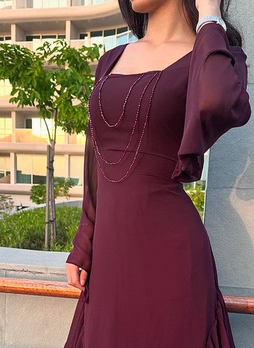 Sophisticated and Glamorous – Perfect for Any Occasion!