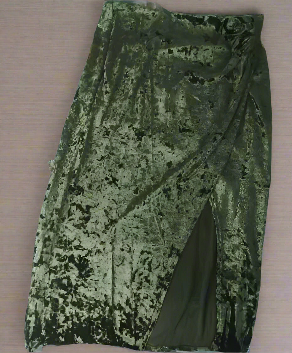 Canadian Spring, Autumn and Winter’s Hottest Trend: Sexy Split Sheath Velvet Skirt