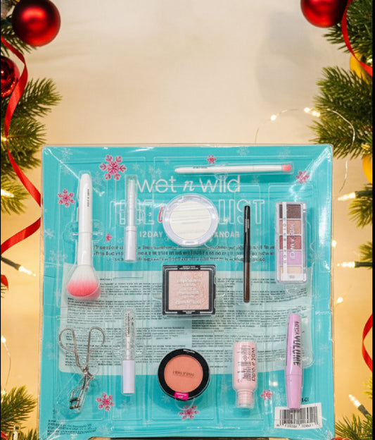 Exclusive Wet n Wild Beauty tools and makeup Gift set