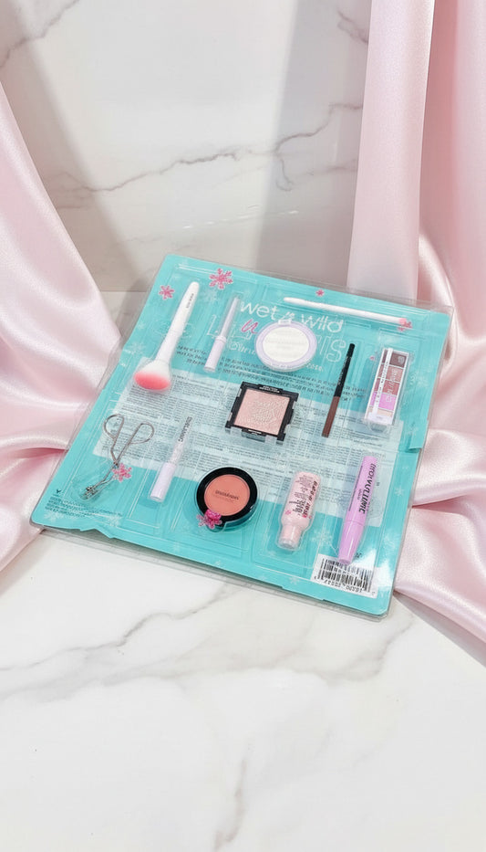 Exclusive Wet n Wild Beauty tools and makeup Gift set