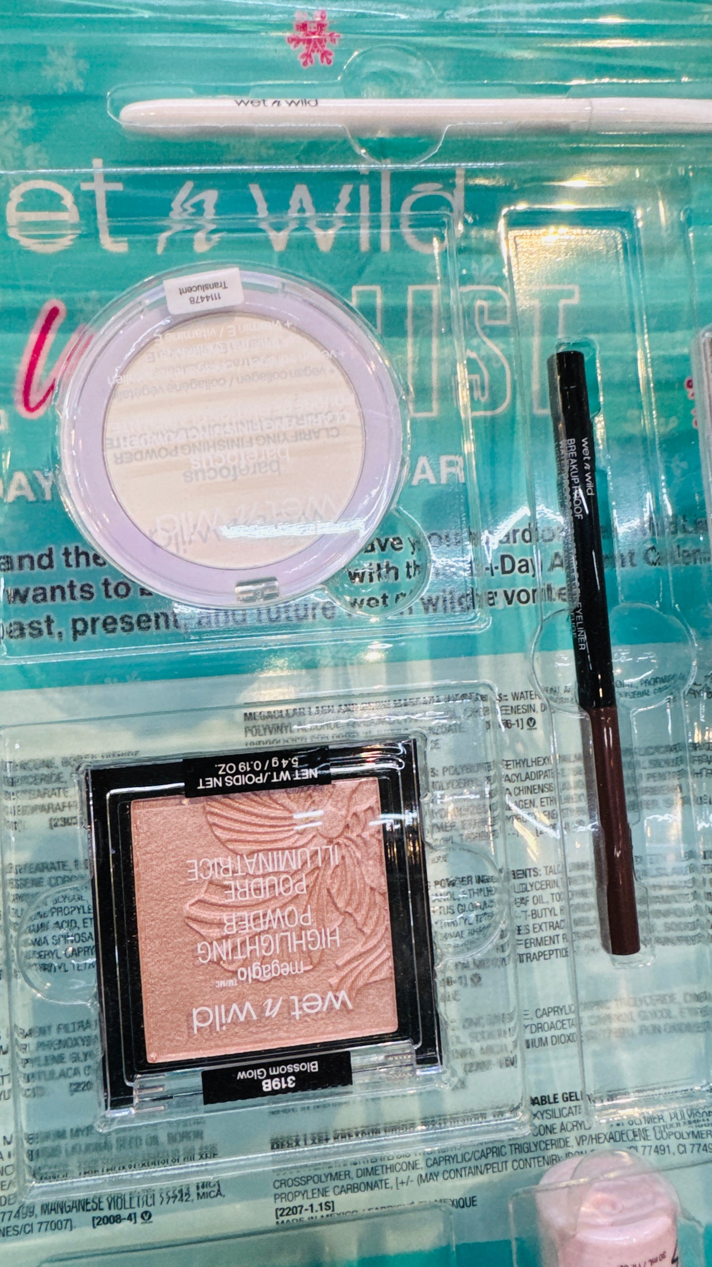Exclusive Wet n Wild Beauty tools and makeup Gift set
