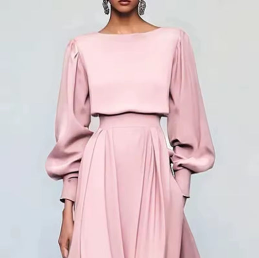 Blush Pink Round Neck Long Sleeve Solid Color Dress – Elegant Minimalist Style for Any Occasion