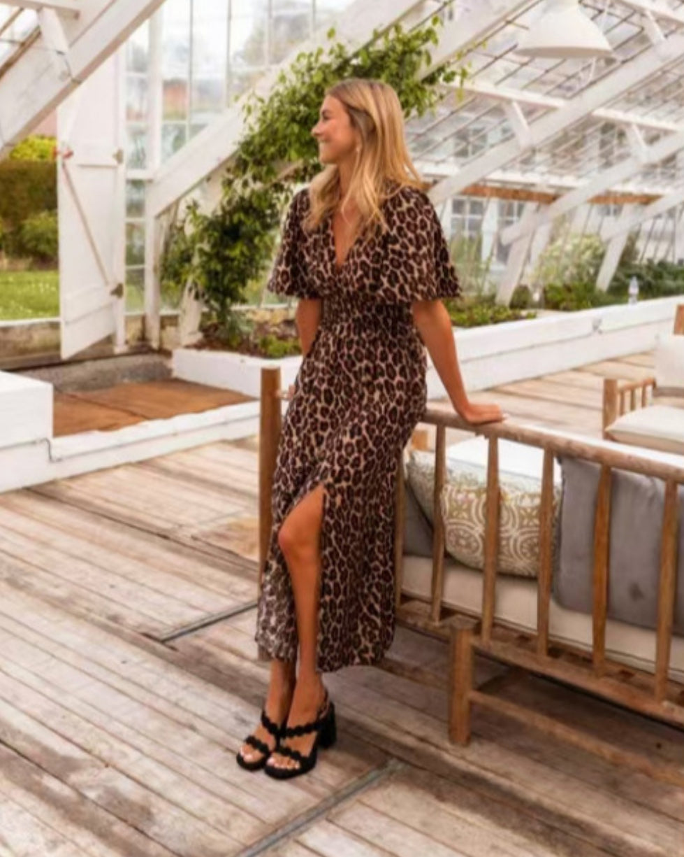 Plus Size Leopard V-Neck Maxi Dress – Bold & Beautiful