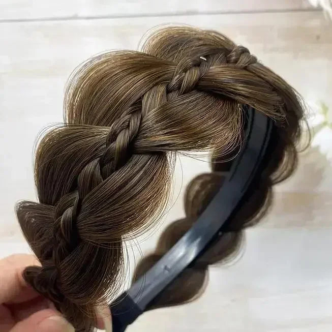 Effortlessly chic and handmade, this 1pc Twist Headband features wide fishbone braids and ribbon detailing. Perfect for stylish hairdos, it’s a versatile accessory for everyday or special occasions!