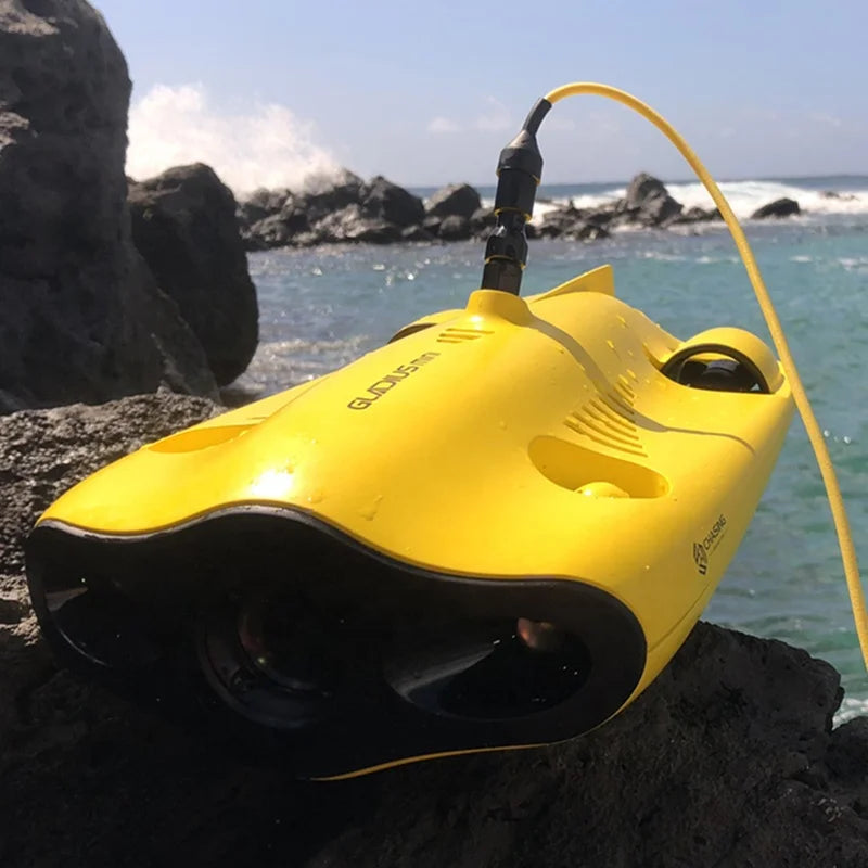 Chasing 4K underwater drone and incredible HD snapshots of diving work