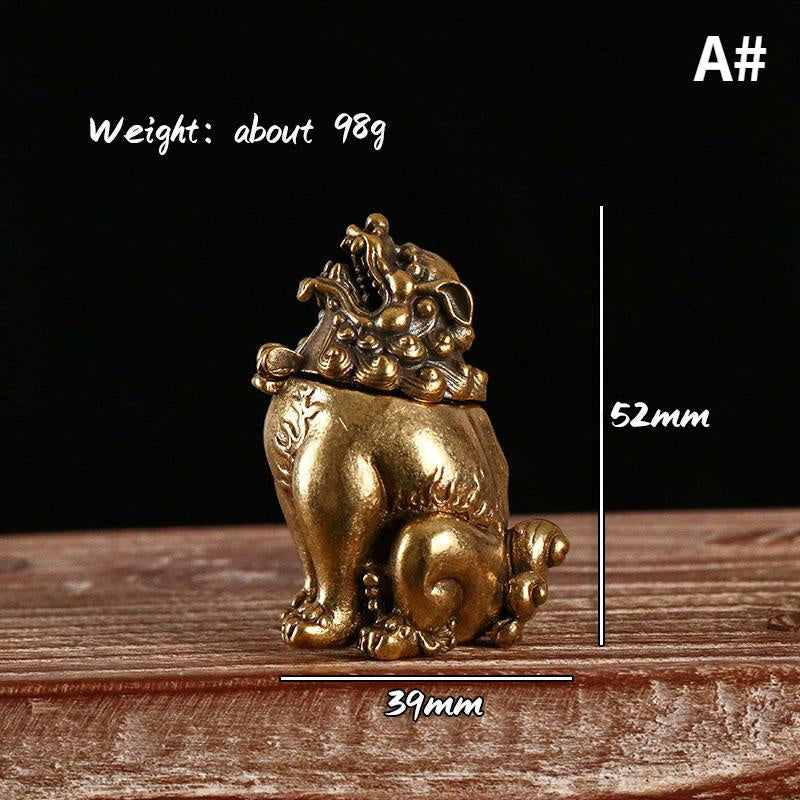 Antique Mythical Beast Figurines Small Incense Burner Retro Brass Hollow Incense Holder with Cover Home Decors Sandalwood Censer