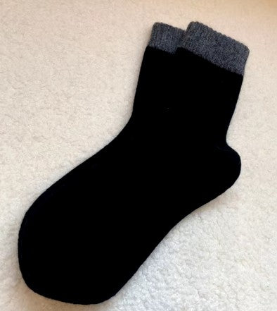 Premium cashmere socks