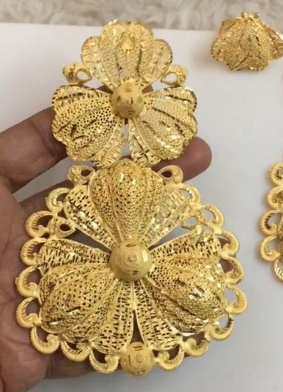 Floral Long Dubai Gold Earrings - 18K gold Polish